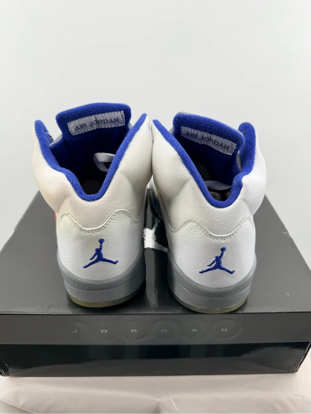 Jordan 5 Stealth Size 8M Brand New